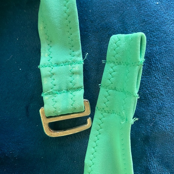 Vintage Victoria’s Secret Strapless Bikini in Mint - Picture 3 of 4